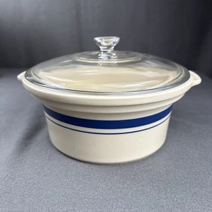 "Cazuela de cerámica de amistad de 2 cuartos de galón 8"" con tapa de vidrio Roseville, Ohio" - Imagen 1 de 10