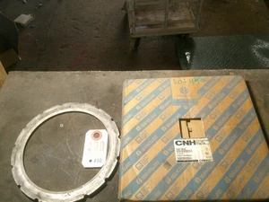 D8NN7R003AA Plate-clutch Pressure, Ford b490 - Picture 1 of 7