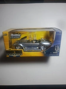 Jada Toys Bigtime Muscle 1965 Shelby Cobra 427 S/C 1:24 Scale Diecast Vehicle - Picture 1 of 6