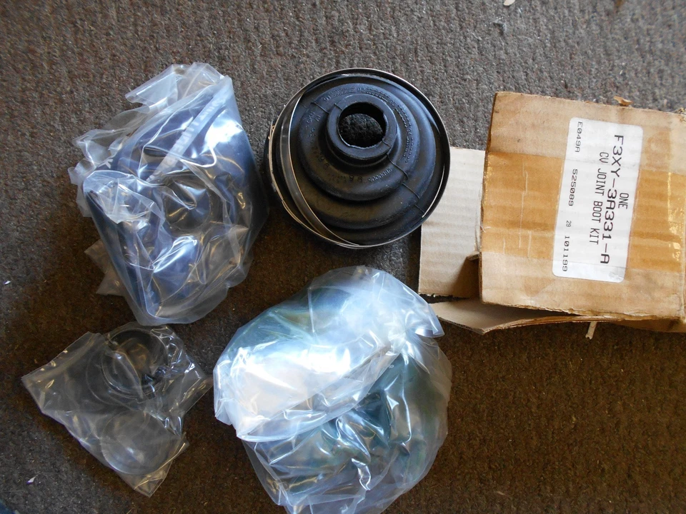 NOS 1993 - 1997 MERCURY VILLAGER FRONT WHEEL DRIVESHAFT JOINT BOOT KIT F3XY-3A33 - Image 1 of 2