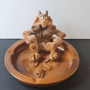 Funny Lion Ashtray Brown Coloured Glazed Pottery Cartoon Style - Picture 1 of 11
