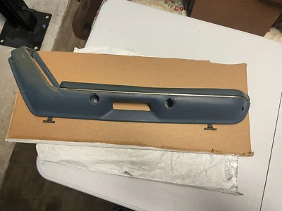 1987 93 Ford Mustang GT LX SSP Pass синий подлокотник оригинальный 1989 90 91 92 88 Saleen оригинальный - Изображение 1 из 4