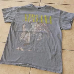 Nirvana Group Band Alley Distressed Grunge Washed Logo – T Shirt Gray Medium - Picture 1 of 9