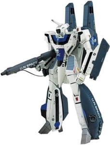 Super Dimension Fortress Macross VF-1A Super Battroid Valkyrie Pla model 13 - Picture 1 of 2