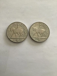 Pair Of 2002 £5 Pieces Queen Elizabeth 11 - Picture 1 of 2