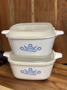 Corning Ware Blue Cornflower P-43-B Vintage 2 3/4 Cup Set of 2 With Plastic Lid - Bild 1 von 3