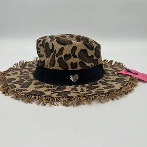 Betsey Johnson Leopardenmuster Strohhut Einheitsgröße ausgefranste Krempe breites schwarzes Band Festival - Bild 1 von 11