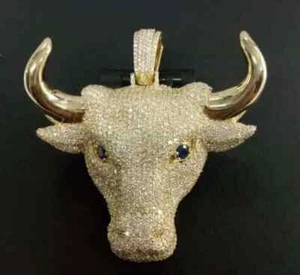 2.2Ct Round Cut Simulated Sapphire/CZ Bull's Head Pendant 14K Yellow Gold Plated - Picture 1 of 7