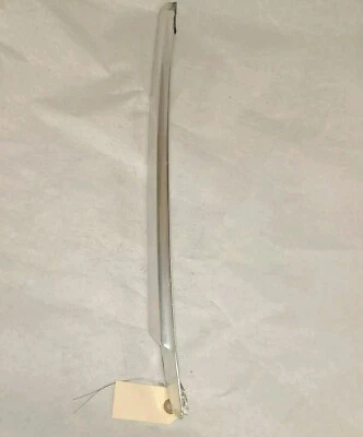 1971 Buick Riviera  Molding Outside A Pillar Passenger Side OEM 1972 1973 1974  - Image 1 of 4