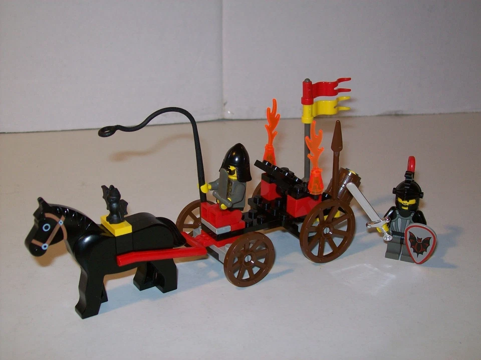 Lego 6027 Castle Fright Knights BAT LORD'S CATAPULT Complete w/Instructions - Image 1 of 1