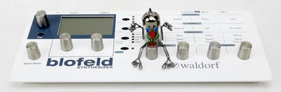 Waldorf Blofeld Desktop Synthesizer Weiß + Fast neuwertig + 1,5Jahre Garantie - Bild 1 von 4