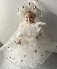 Ashton Drake Wizard Of Oz Glinda The Good Witch Porcelain Doll on Stand 10”