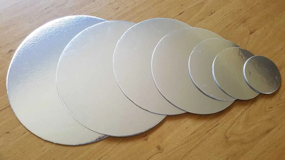 Round Cake Boards Board Cardboard 3,4,5, 6,7,8,9,10 inch Silver Color cakeboards - Image 1 of 1