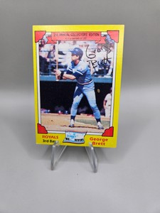 1982 Topps Drake's Big Hitters #4 George Brett Excellent Condition. 