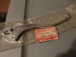 Empuñadura de palanca de freno delantera Kawasaki fabricante de equipos originales KXT250 KVF400 KSF250 KLF400 46092-1136 - Imagen 1 de 8