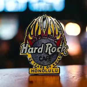 Hard Rock Cafe Honolulu Red Flames 25th Anniversary Pin von 1971 bis 1996 HRC - Bild 1 von 4