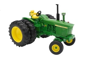 Britains - John Deere 4020 (With Dual Rear Wheels) 1:32 Model - Picture 1 of 1