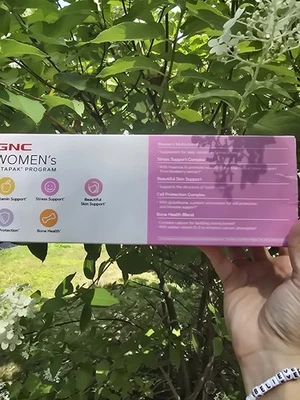 GNC Mujer 30+ Vitapak, Multivitamínico, Estrés y Soporte Óseo, Soporte para la Piel, 5 pulgadas Foto 1 de 4