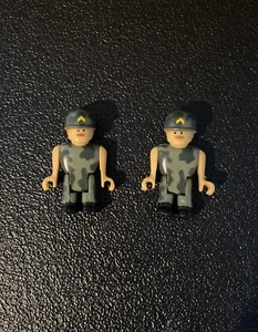 Vintage 1980s Tyco Super Block Army Figures Lot of 2 - Picture 1 of 2
