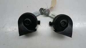 Juego de bocinas de seguridad Lincoln Continental 2017-2020 OEM delanteras izquierda/derecha tono alto/bajo - Imagen 1 de 11