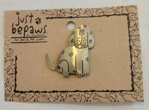 PIN DE PERRO ""PUNTO"" DE COLECCIÓN PELTRE JUST BEPAWS por RELAJADO 1990 NUEVO CARDADO - Imagen 1 de 2