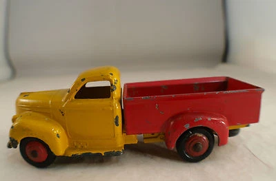 Dinky Toys F 25P Studebaker Pick-Up Uncommon - Image 1 of 4