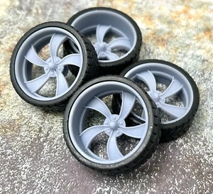 1/24 Scale:  24-Inch “Twisted Vista” Wheels And Tires; Resin;1/25 - Picture 1 of 8