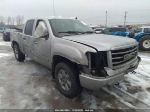 Starter Motor Fits 09-17 EXPRESS 2500 VAN 4033250 - Picture 1 of 5