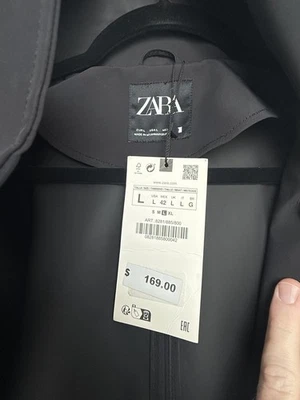 Abrigo de lluvia Zara para hombre Foto 1 de 3