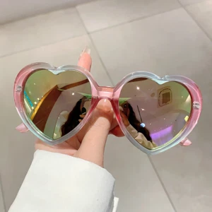 Moda Gafas de sol en forma de corazón elegantes multicolores para mujer Tonos Gafas de moda - Imagen 1 de 20