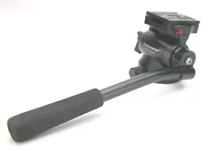 ProMaster Mid Size Fluid Video Head With Quick Release For Cameras & Camcorders. - Picture 1 of 3