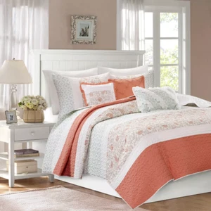 Madison Park Dawn 6 Piece Cotton Percale Quilt Set with Throw Pillows Coral King - Picture 1 of 4