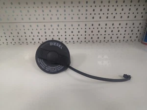 Tappo carburante con laccetto FIAT/ALFA/LANCIA non originale - Foto 1 di 4