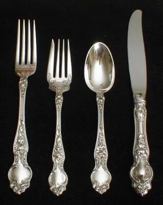 Wallace VIOLETA 4 piezas. ajuste(s) de lugar Foto 1 de 2