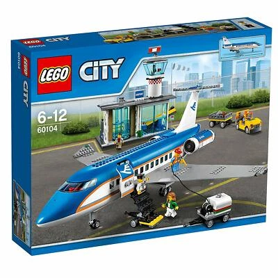 Lego City Airport Town 60104 AIRPORT PASSENGER TERMINAL Pilot Luggage Stairs NEW - Image 1 of 4