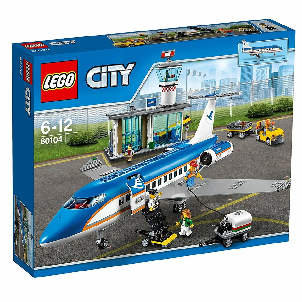 Lego City Airport Town 60104 AIRPORT PASSENGER TERMINAL Pilot Luggage Stairs NEW - Image 1 of 4