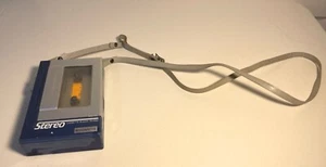 Magnavox Stereo Bandplayer TR 5660 Metall Kassettenetui mit Armband 1980er Jahre selten - Bild 1 von 7