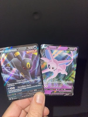 Umbreon V - 094/203 Evolving Skies - Holo + 064/203 Espeon - Image 1 of 4