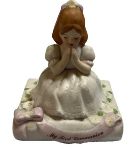 Estatuilla bíblica rezando niña morena mi primera comunión porcelana Enesco 1989 de colección - Imagen 1 de 4