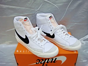 Nuevo=Nike Blazer Mid '77 Vintage Blanco-Negro BQ6806-100 Para hombres Talla 9 {WMN 10.5} - Imagen 1 de 16