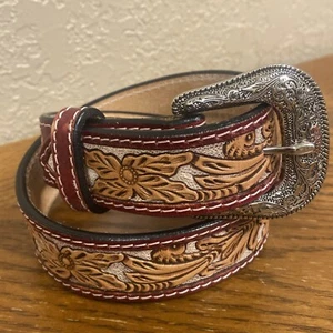 NWT Girls Ariat Belt - Floral LEATHER & INLAY Buckle - Size 22 Western Rodeo - Picture 1 of 8