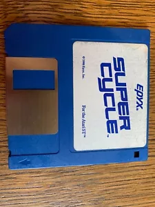 GIOCO SUPER CICLO ATARI ST COMPUTER FLOPPY DA 3,5 POLLICI TESTATO BUONO COND - Foto 1 di 2