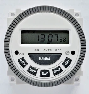 Ravenheat CSI85  timer clock, brand new, first class post today - Picture 1 of 2