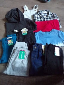 Toddler Boys 18 Months Beautiful Mixed Lot of Fall/Winter Clothes-New with Tags! - Picture 1 of 1