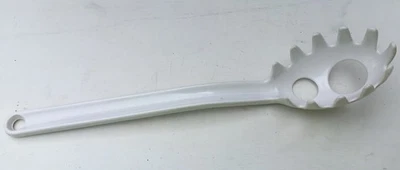 Vtg TRUDEAU White Melamine Serving & Measuring Pasta Fork  Hollinger Design 2911 - Image 1 of 4