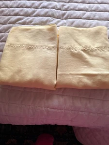 Standard Kissenbezüge 2er Set Creme Gelb Weiche Baumwolle - Bild 1 von 3