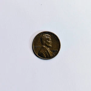 1958 D Lincoln Wheat Cent - VF Condition - Picture 1 of 2