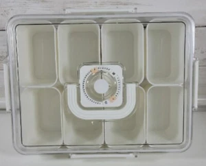 Snackle Food Storage Container Divided Serving Tray with Lid NEW - Picture 1 of 3