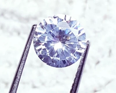 Cambodian White Zircon Round Shape 4.30 Ct Loose Gemstone With Free Gift - Image 1 of 4