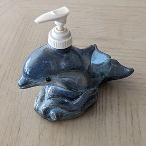 🧴 Dolphin Soap Dispenser | North Eagle - Picture 1 of 4